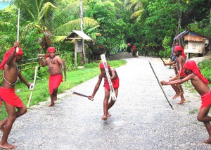Tari Cakalele - Maluku